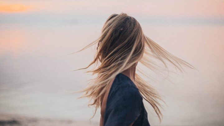 Keratinbehandlinger: Videnskaben bag glatning af hår
